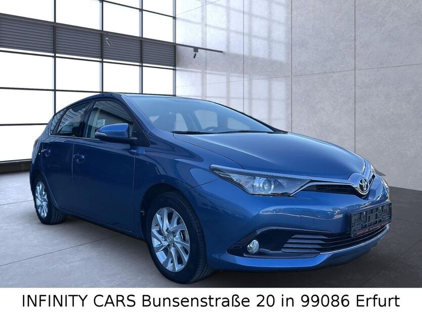 Toyota Auris 32.824 km 11.900 € Erfurt 99086