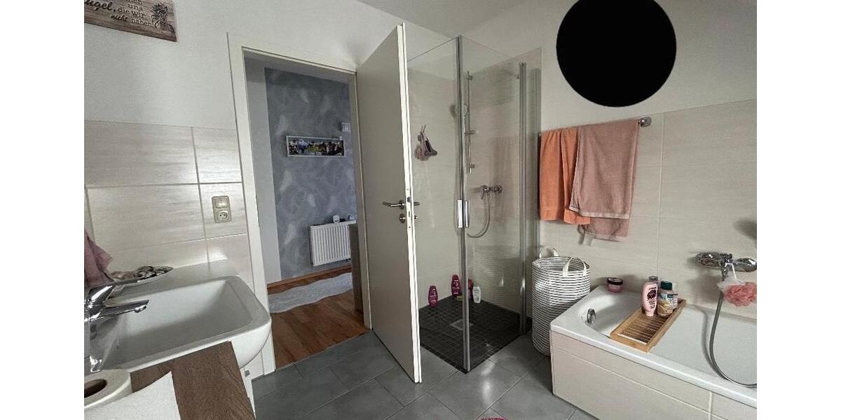 Dachgeschoßwohnung Kölleda - 3 Zimmer, 76 m&sup2;, 610&euro; | Angebot:25509052