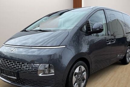 Hyundai STARIA 18.300 km 42.990 &euro; Schwabhausen 99869