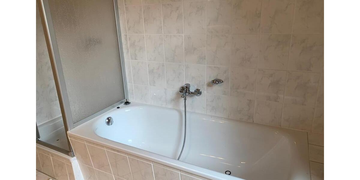 Etagenwohnung Erfurt Daberstedt - 1 Zimmer, 20 m&sup2;, 400&euro; | Angebot:25883777