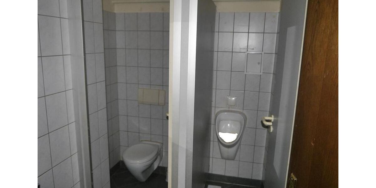 IDEAL FÜR IMBISS ODER LIEFERDIENST! Gewerbeeinheit in etablierter Altstadtlage zimmer