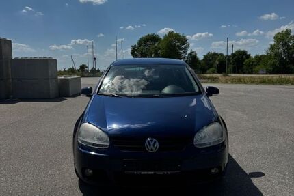 VW Golf 240.000 km 3.850 &euro; Sömmerda 99610