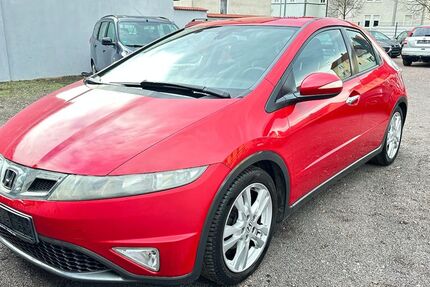 Honda Civic 180.000 km 3.999 € Gotha 99867