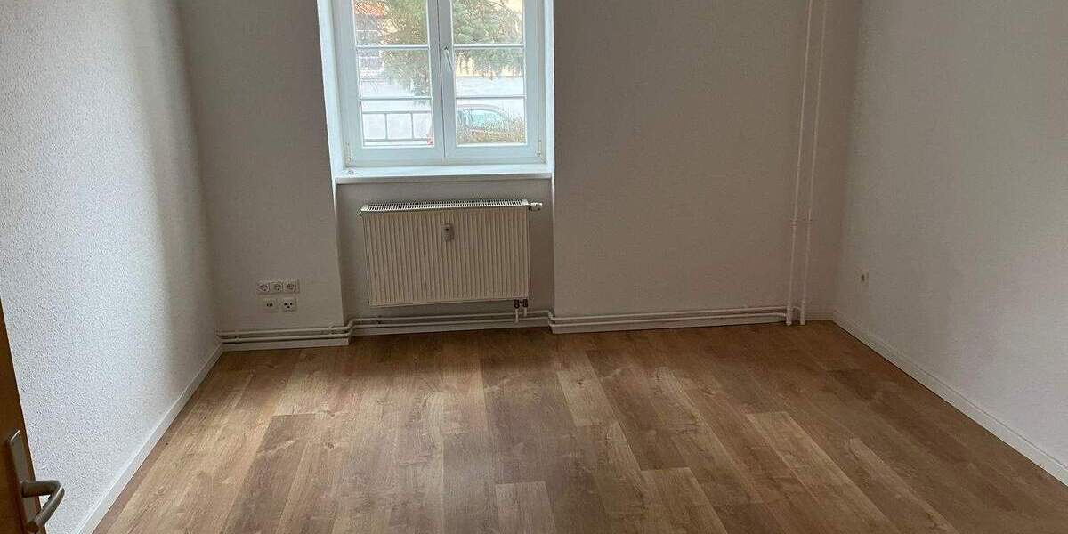 Etagenwohnung Erfurt Ilversgehofen - 3 Zimmer, 58 m&sup2;, 517&euro; | Angebot:25778663