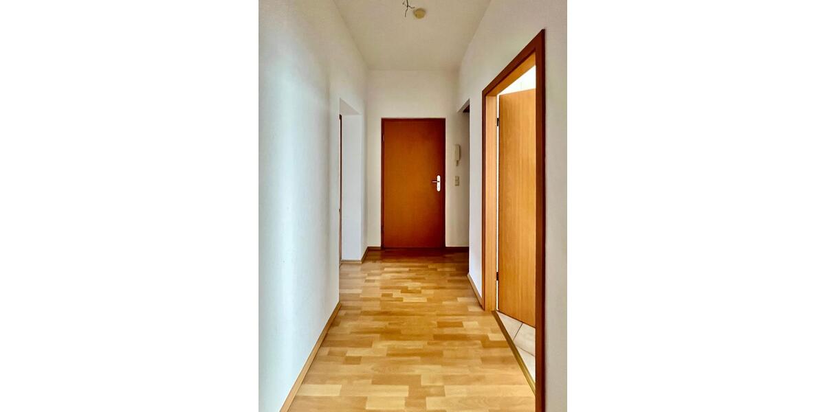 Etagenwohnung Erfurt Johannesplatz - 3 Zimmer, 70 m&sup2;, 870&euro; | Angebot:26005417