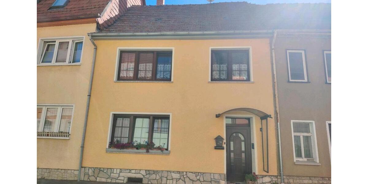 Reihenhaus Herbsleben - 6 Zimmer, 109 m&sup2;, 120.000&euro; | Angebot:24828357