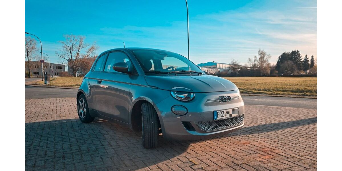 Fiat 500e 62.000 km 15.500 &euro; Weimar 99423