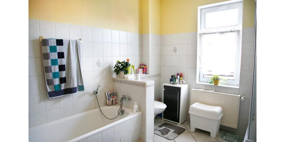 Etagenwohnung Arnstadt - 4 Zimmer, 105 m&sup2;, 845&euro; | Angebot:25945907