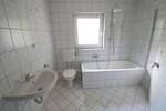 Hinterhaus mit 3 Zimmern, Terrasse, Wintergarten, Gäste-WC in der Eugen-Richter-Straße