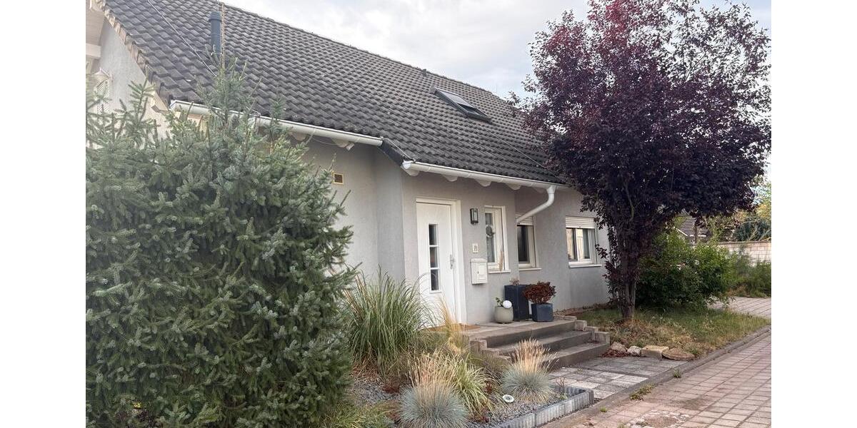 Einfamilienhaus Drei Gleichen - 5.5 Zimmer, 137 m&sup2;, 1.500&euro; | Angebot:27624887