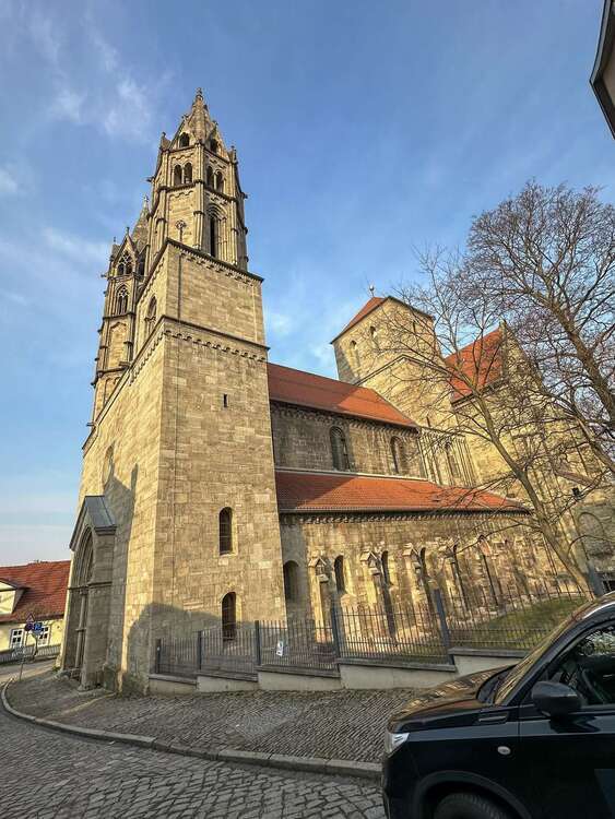 Zwei vermietete Wohnungen in Bestlage von Arnstadt – direkt an der Liebfrauenkirche 4 zimmer