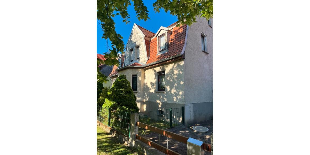 Einfamilienhaus Kölleda - 7 Zimmer, 148 m&sup2;, 280.000&euro; | Angebot:26794767