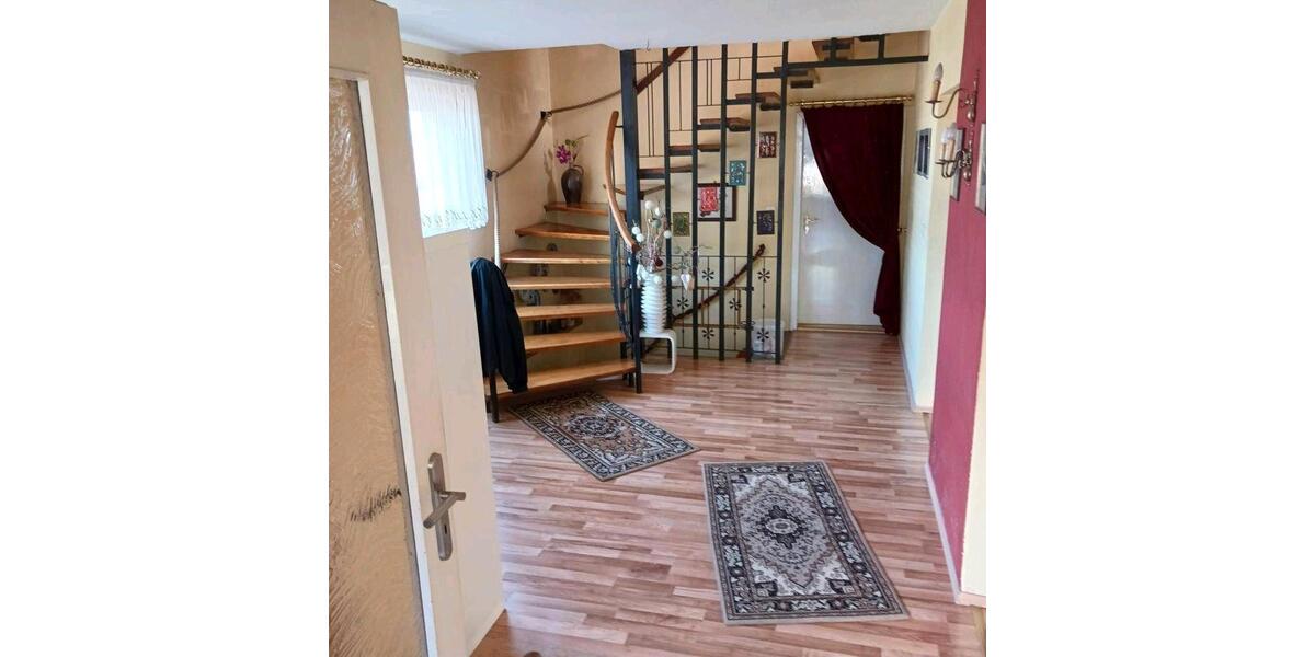 Einfamilienhaus Arnstadt - 5 Zimmer, 155 m&sup2;, 265.000&euro; | Angebot:26503156
