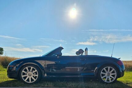 Audi TT 67.000 km 22.900 € Apolda 99510