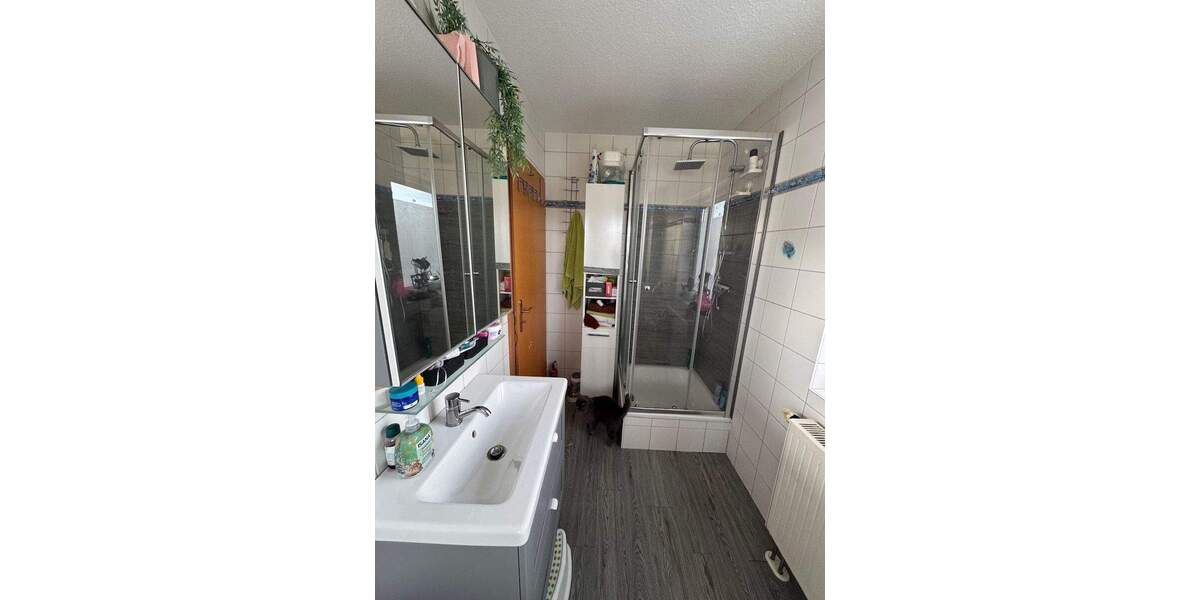 Doppelhaushälfte Ohrdruf - 4 Zimmer, 95 m&sup2;, 195.000&euro; | Angebot:25386914