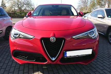 Alfa Romeo Stelvio 88.000 km 26.000 € Weimar 99428