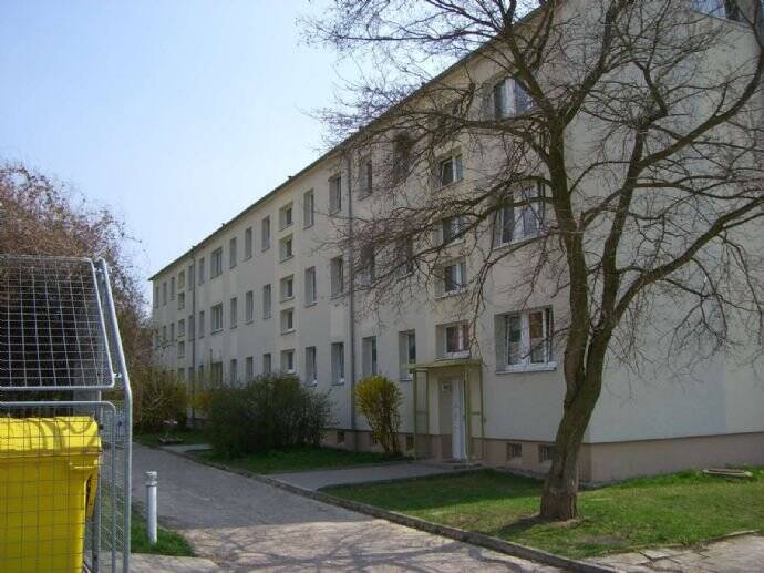 Etagenwohnung Kölleda Backleben - 4 Zimmer, 86 m&sup2;, 602&euro; | Angebot:19287882