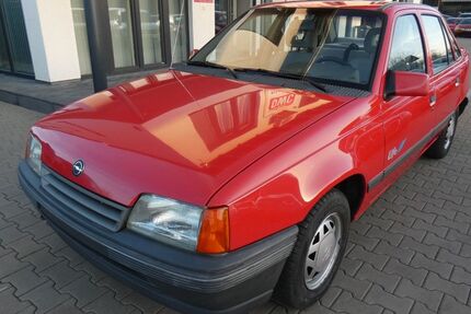 Opel Kadett 20.000 km 2.490 &euro; Erfurt 99087