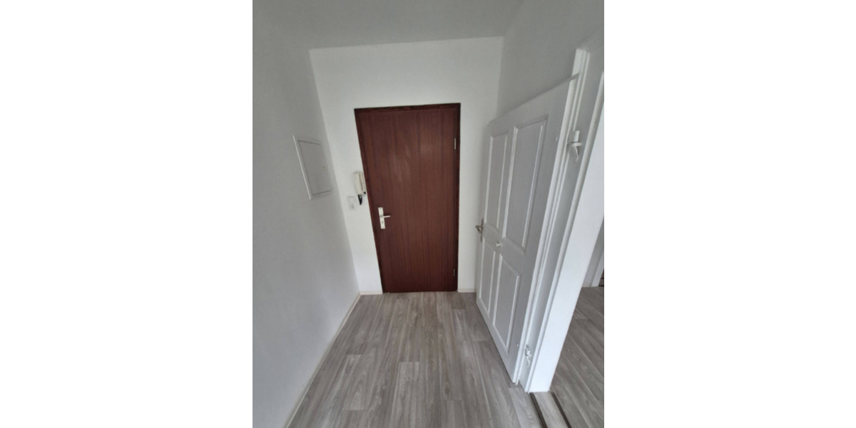 Etagenwohnung Ohrdruf - 3 Zimmer, 70 m&sup2;, 590&euro; | Angebot:22989592
