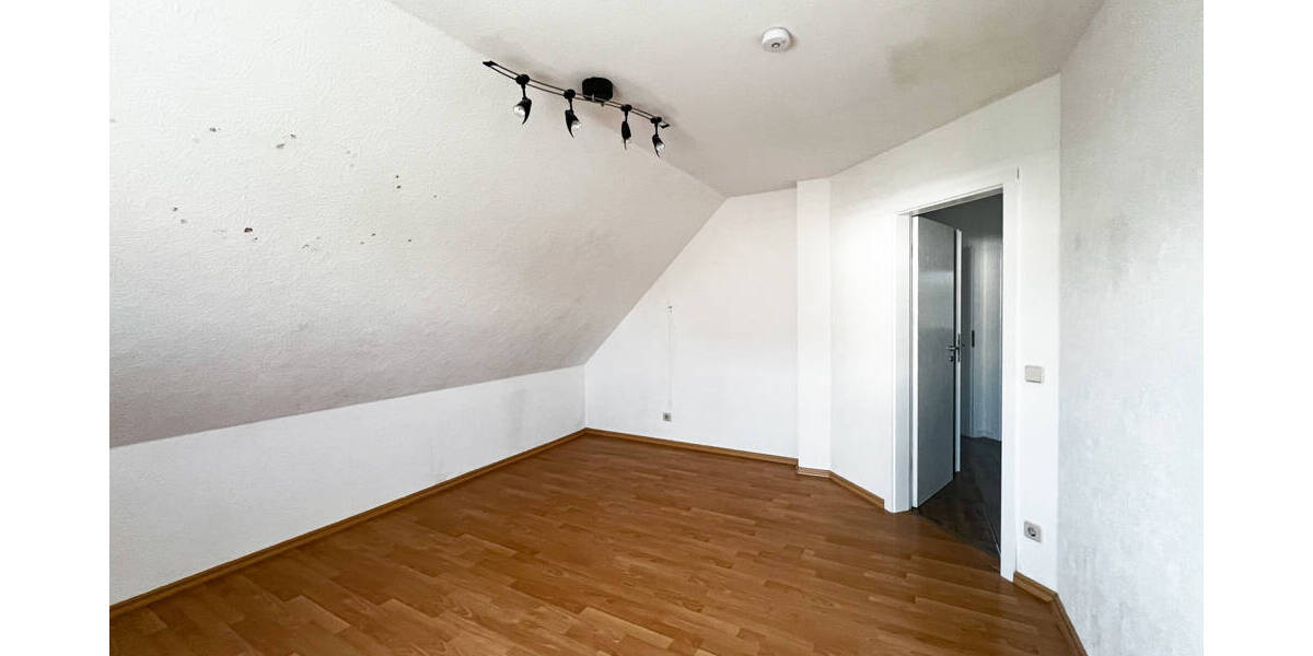 Einfamilienhaus Herbsleben - 4 Zimmer, 117 m&sup2;, 357.000&euro; | Angebot:25728497