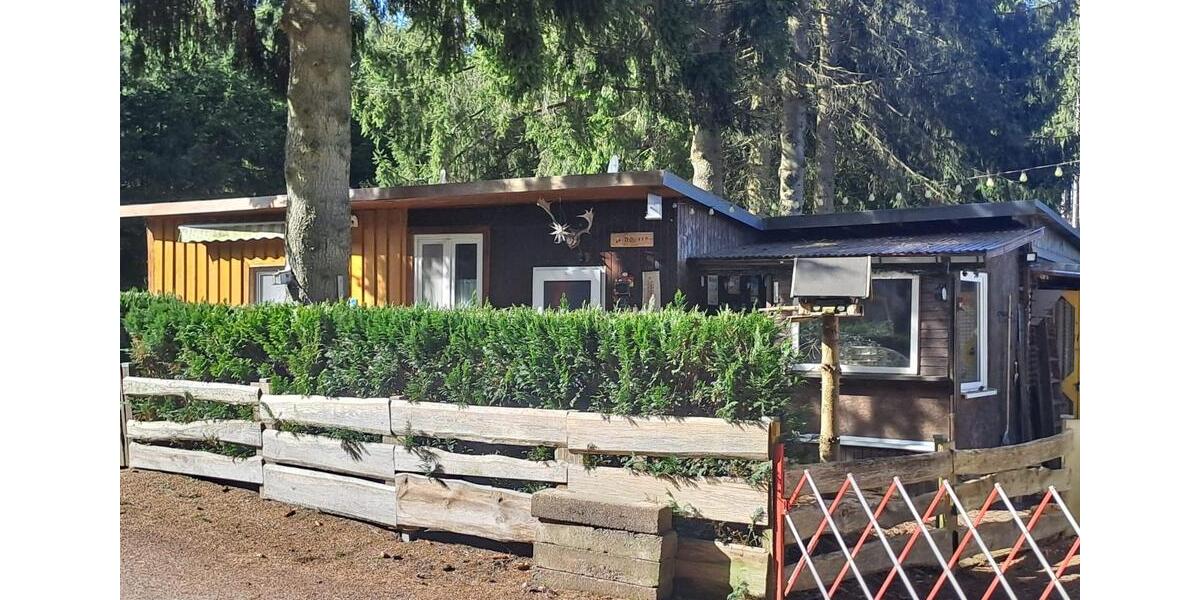 Bungalow Arnstadt - 2 Zimmer, 70 m&sup2;, 10.000&euro; | Angebot:26159336