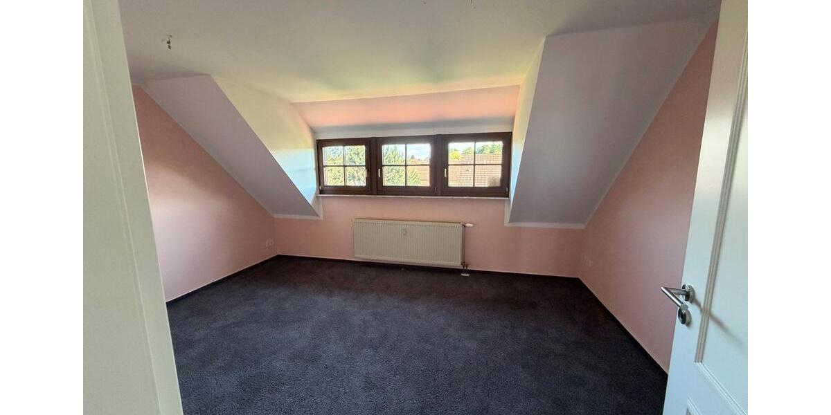 Reihenhaus Erfurt Kühnhausen - 7 Zimmer, 228 m&sup2;, 560.000&euro; | Angebot:26872047
