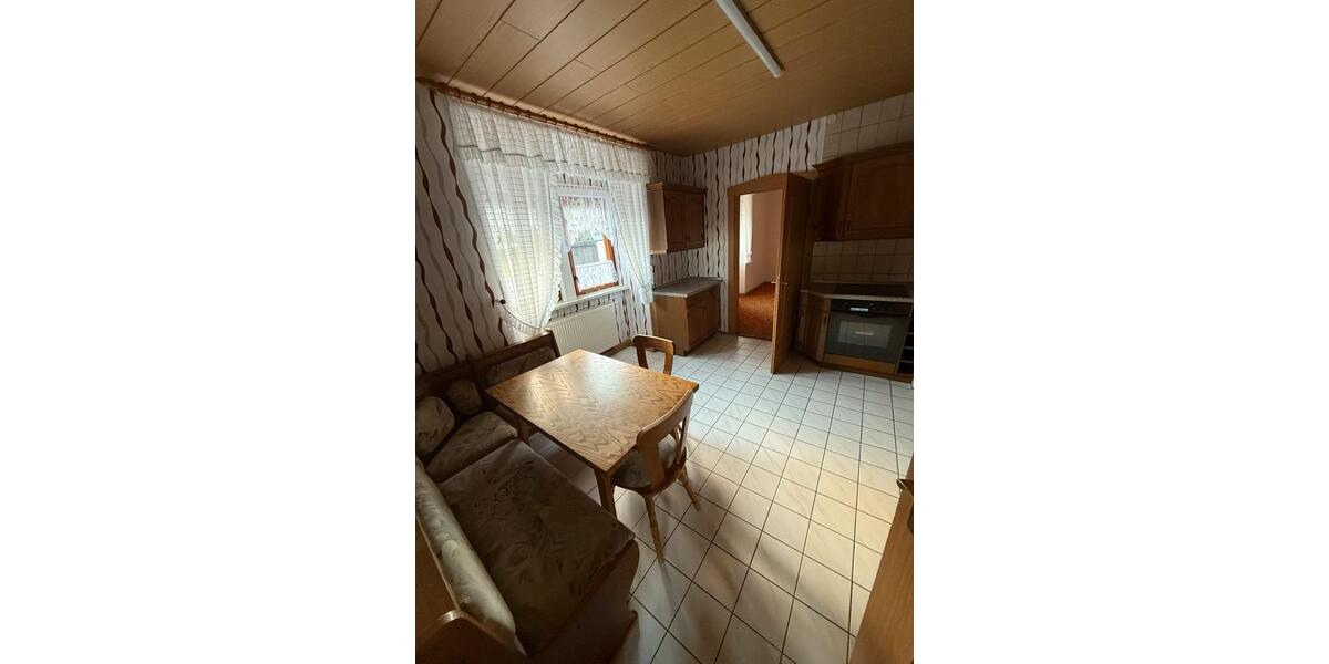 Einfamilienhaus Arnstadt - 8 Zimmer, 134 m&sup2;, 153.000&euro; | Angebot:26402797