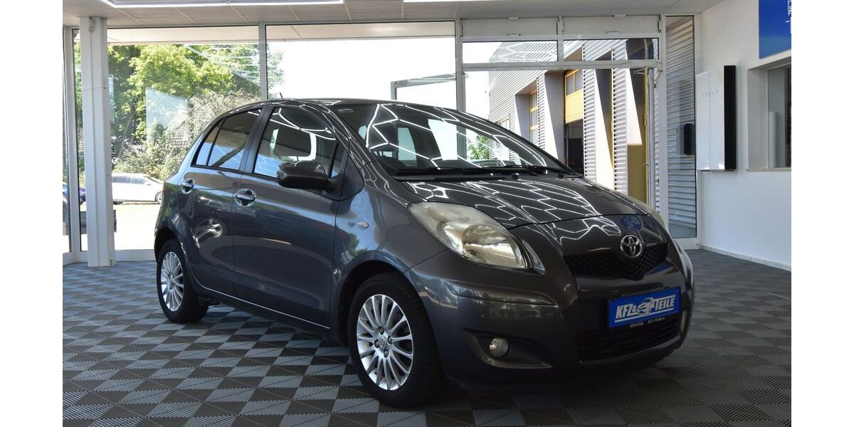 Toyota Yaris 50.000 km 3.980 &euro; Erfurt 99092