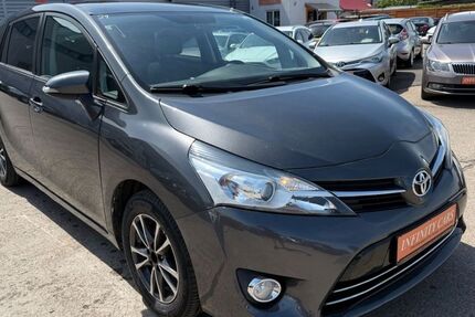 Toyota Verso 129.569 km 7.900 &euro; Erfurt 99086