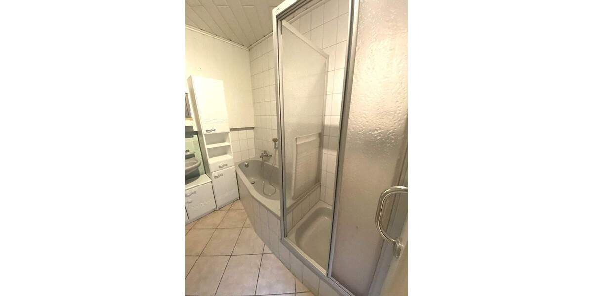 Doppelhaushälfte Ohrdruf - 4 Zimmer, 95 m&sup2;, 115.000&euro; | Angebot:25772408