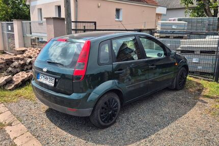 Ford Fiesta 73.936 km 1.500 &euro; Erfurt 99090
