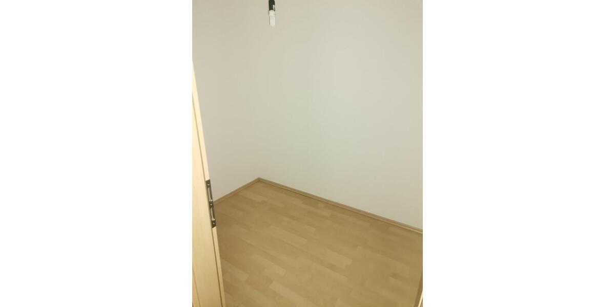Etagenwohnung Erfurt Johannesvorstadt - 3 Zimmer, 94 m&sup2;, 225.000&euro; | Angebot:23876005