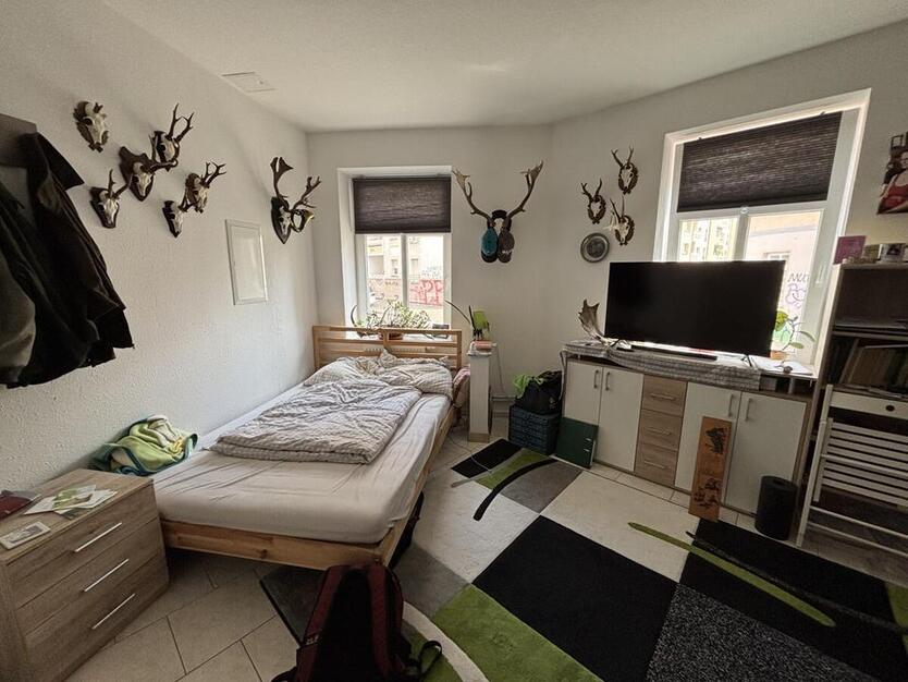 ATLAS ImmobilieN: Pfeiffersgasse Erfurt: Kleine Wohnung *nähe Uni*