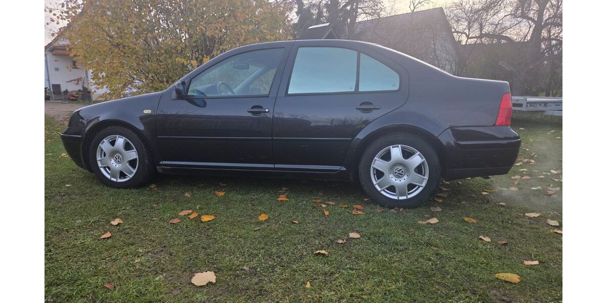 VW Bora 221.500 km 1.800 &euro; Ballhausen 99955