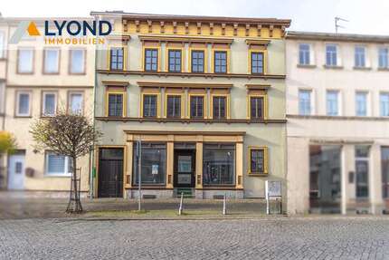 Haus Ohrdruf - 9 Zimmer, 230 m&sup2;, 65.000&euro; | Angebot:23679472