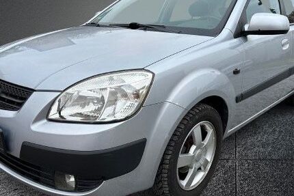 Kia Rio 118.660 km 2.290 &euro; Erfurt 99089
