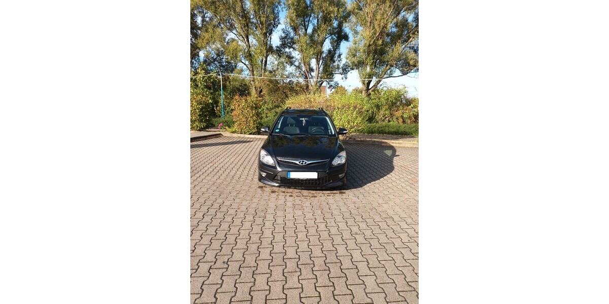 Hyundai i30 CW 92.000 km 4.400 &euro; Erfurt 99084