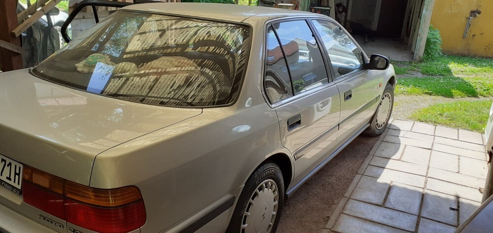 Honda Accord I 210.000 km 3.500 € Gotha 99867