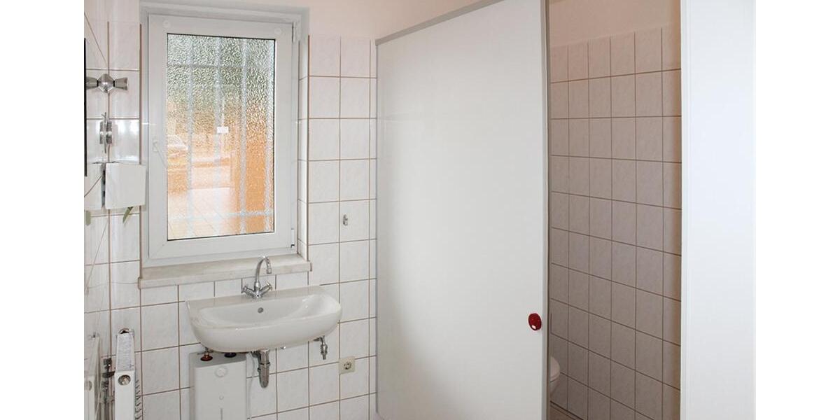 Gewerbeobjekt Kölleda - 1.000&euro; | Angebot:22100243