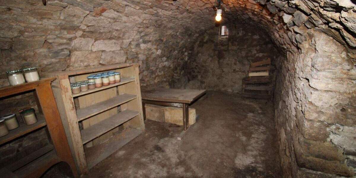 Einfamilienhaus Tonna Burgtonna - 9 Zimmer, 280 m&sup2;, 255.000&euro; | Angebot:25704606