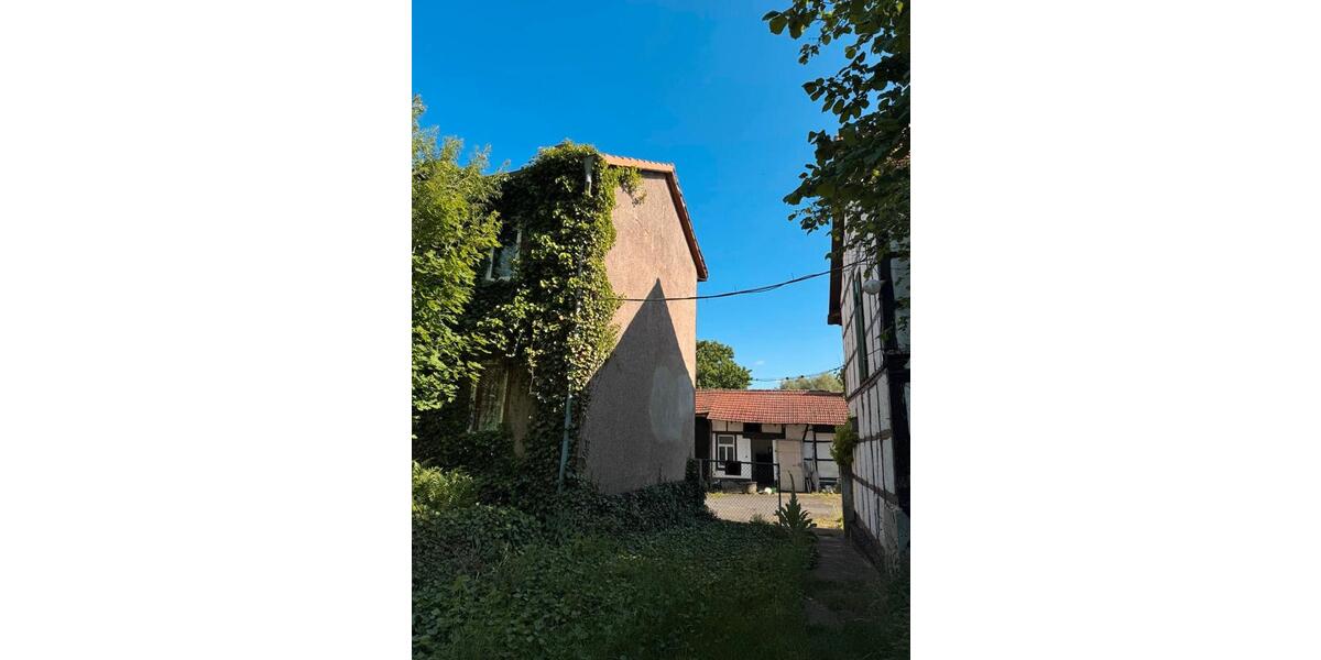 Mehrfamilienhaus, Wohnhaus Drei Gleichen - 13 Zimmer, 300 m&sup2;, 150.000&euro; | Angebot:26932538