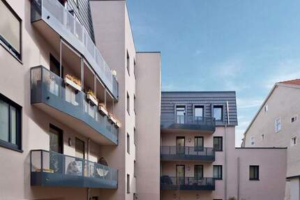 Wohnung Weimar Altstadt - 3 Zimmer, 95 m&sup2;, 1.450&euro; | Angebot:25628067