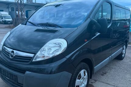 Opel Vivaro 122.900 km 10.399 &euro; Weimar 99427