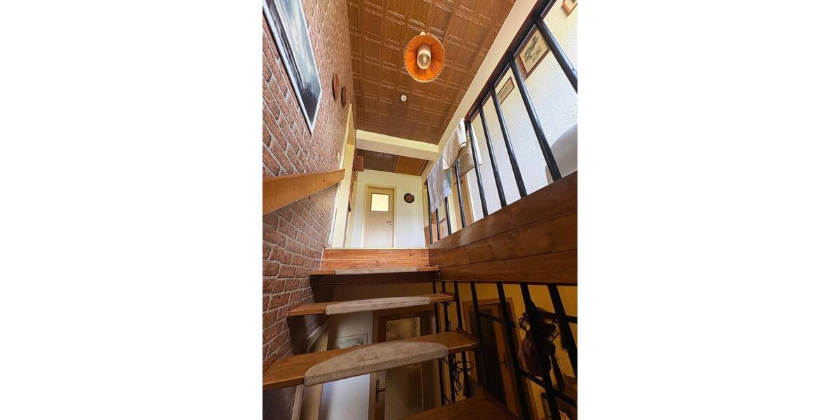 Einfamilienhaus Arnstadt - 10 Zimmer, 160 m&sup2;, 350.000&euro; | Angebot:27027008