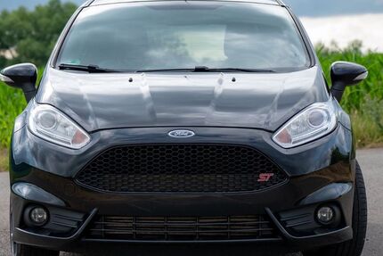 Ford Fiesta 105.000 km 10.400 &euro; Bienstädt 99100