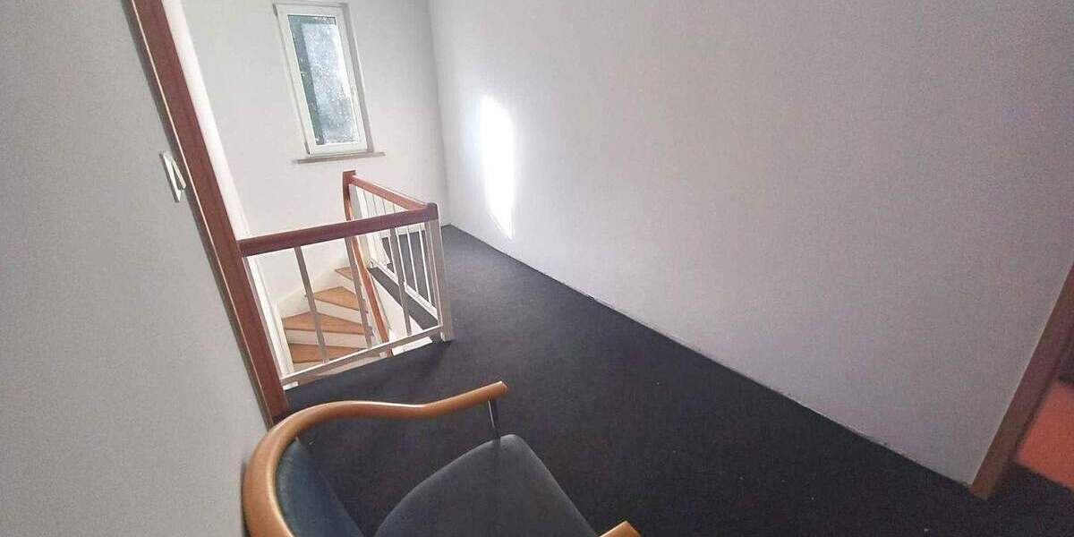 Einfamilienhaus Ballhausen - 5 Zimmer, 120 m&sup2;, 160.000&euro; | Angebot:25704590