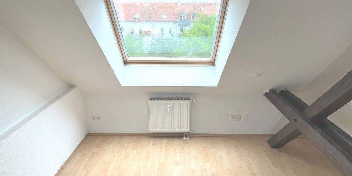 Etagenwohnung Erfurt Krämpfervorstadt - 3 Zimmer, 95 m&sup2;, 810&euro; | Angebot:26643713
