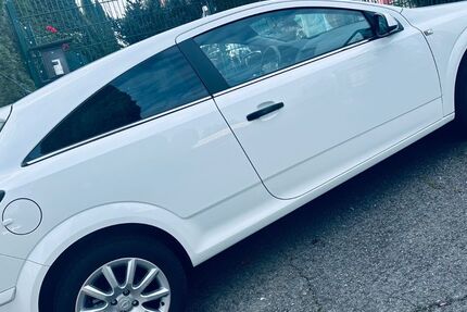 Opel Astra 139.000 km 3.299 € Gotha 99867