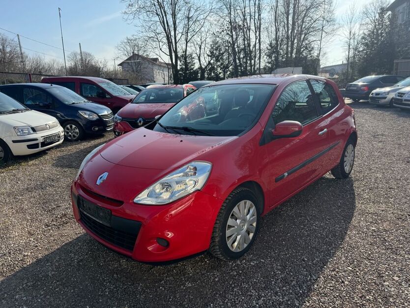 Renault Clio 125.000 km 2.699 € Erfurt 99085