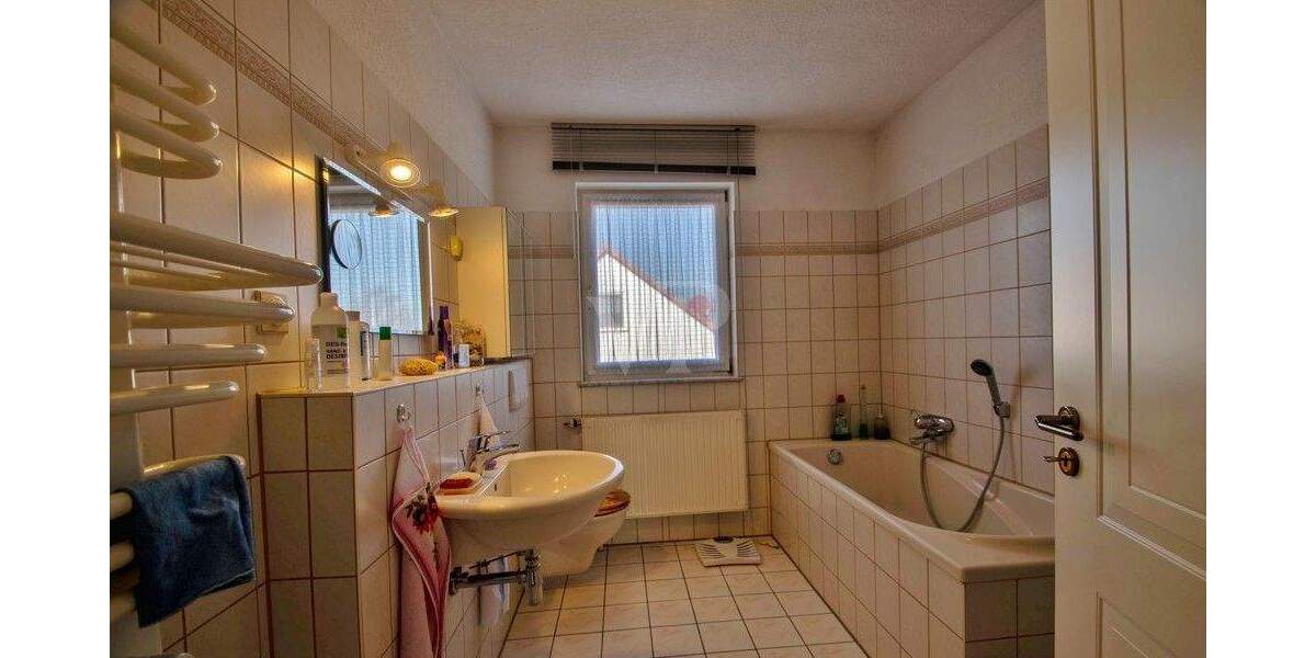 Mehrfamilienhaus, Wohnhaus Erfurt Vieselbach - 9 Zimmer, 219 m&sup2;, 625.000&euro; | Angebot:23307417